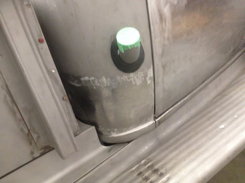 Here's the new properly formed lower rear cab corner installed and metal finished. Quite the difference when done properly.